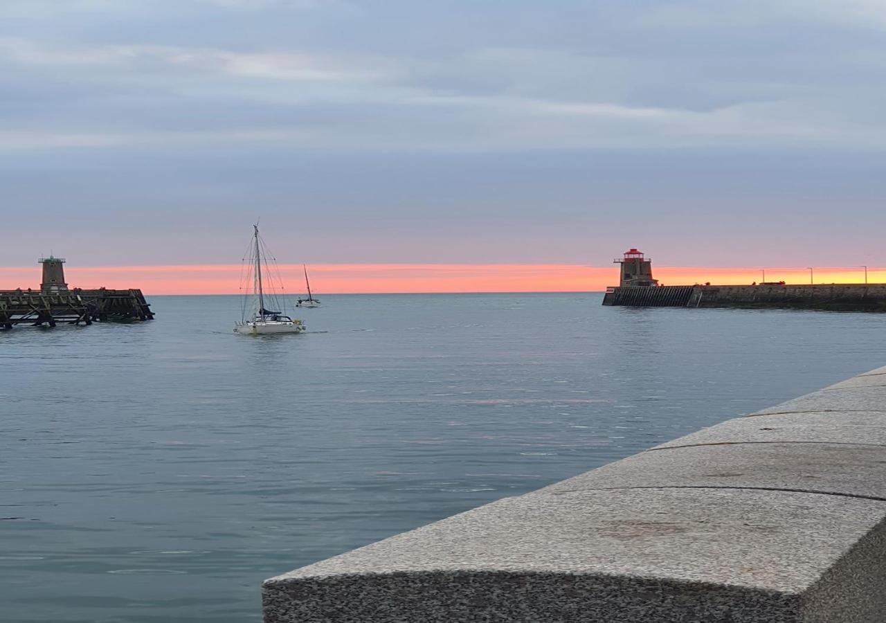 A Babord Fecamp Appartement Vue Port Et Mer Linge Inclus Exterior photo